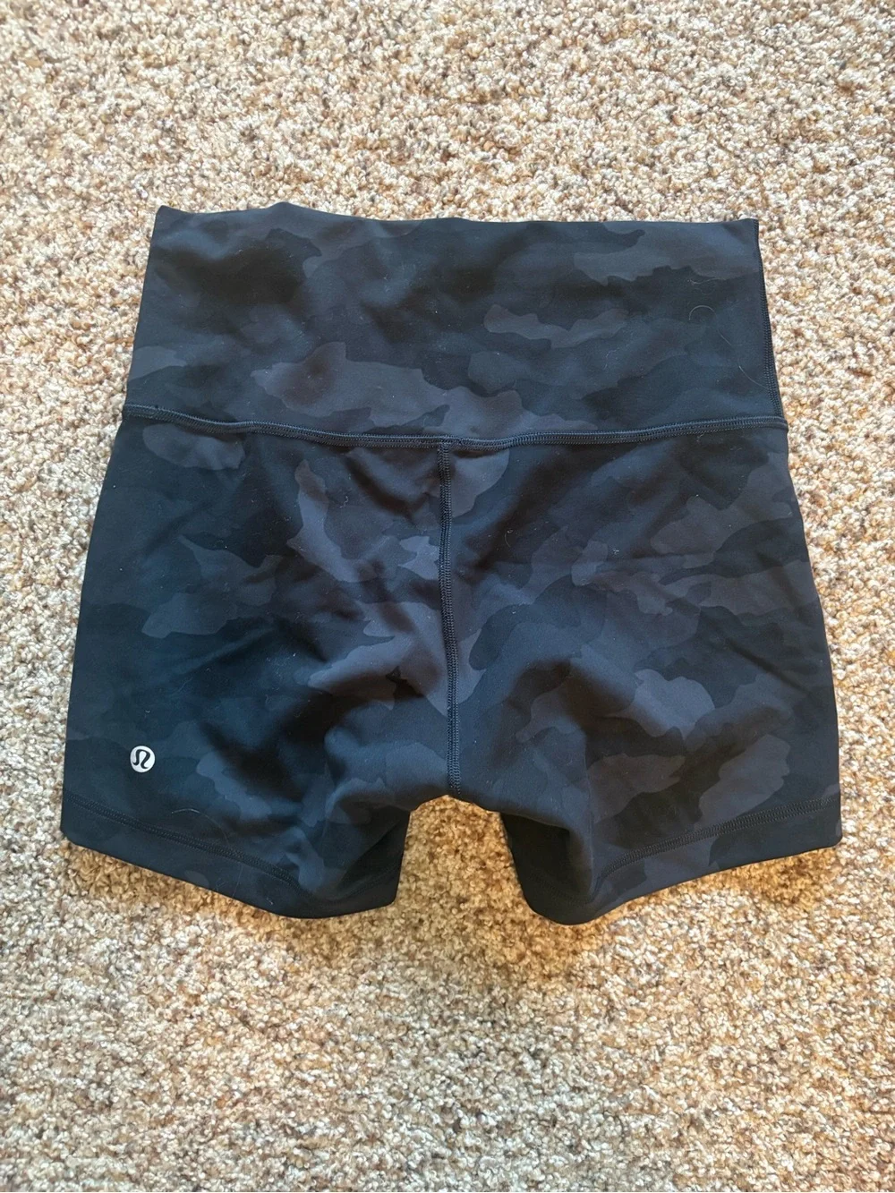 lululemon athletica Wunder Train Contour Fit High-Rise Short 4